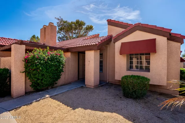 MLS: 6438250 Condo For Sale