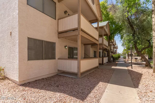 MLS: 6438384 Condo For Sale