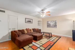 Photo #4: 6438721 Listing