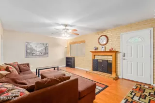Photo #6: 6438721 Listing