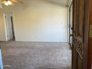 Photo #4: 6438929 Listing