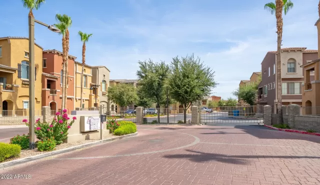 MLS: 6439108 Condo For Sale