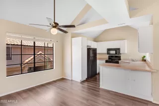 Photo #1: 6439128 Listing 