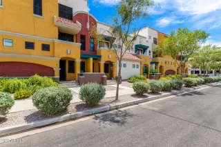 Photo #4: 6439371 Listing