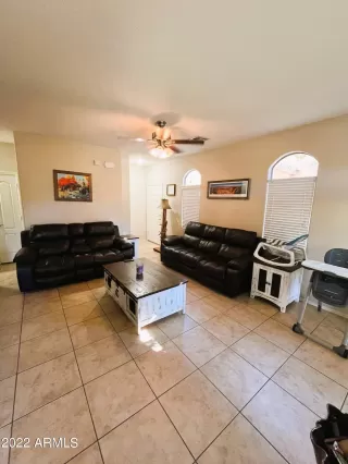 Photo #2: 6439559 Listing 