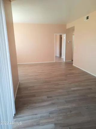 Photo #5: 6439744 Listing 