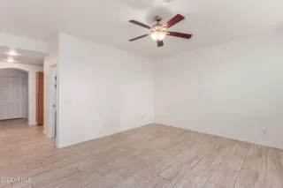 Photo #3: 6439958 Listing