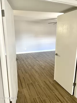 Photo #6: 6440242 Listing