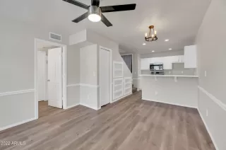 Photo #6: 6440313 Listing