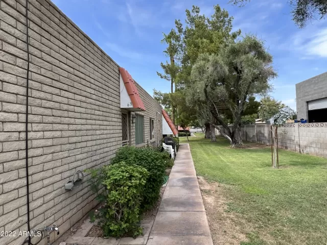 MLS: 6440350 Condo For Sale