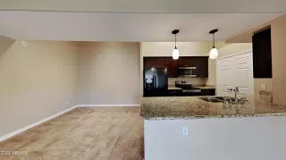 Photo #3: 6440628 Listing