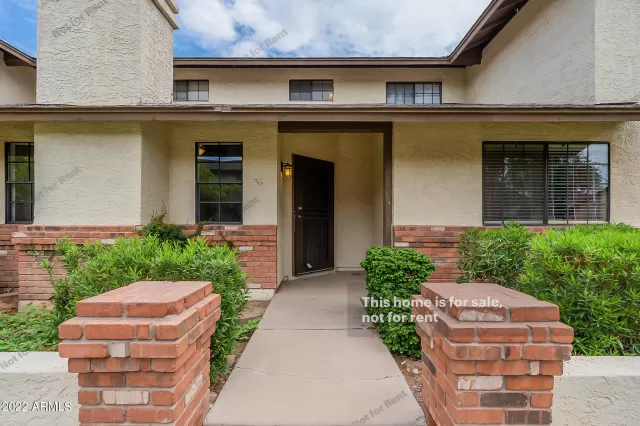 MLS: 6440728 Condo For Sale