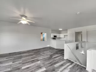 Photo #4: 6440872 Listing