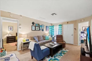 Photo #3: 6440950 Listing 