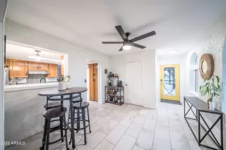 Photo #6: 6441170 Listing 