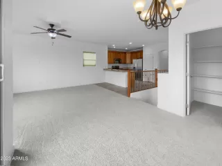 Photo #4: 6441188 Listing 