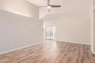 Photo #5: 6441427 Listing