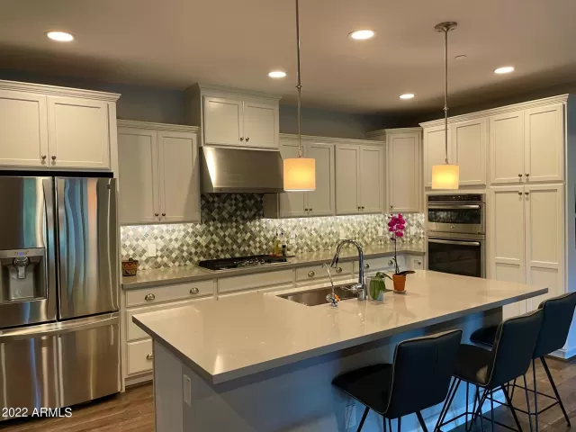 MLS: 6441466 Condo For Sale