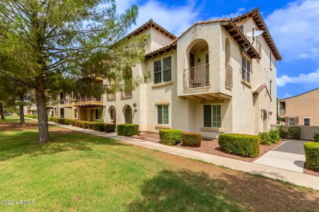 MLS: 6441989 Condo For Sale