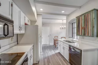 Photo #6: 6442017 Listing