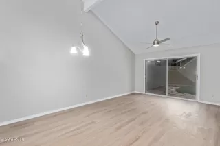 Photo #3: 6442192 Listing