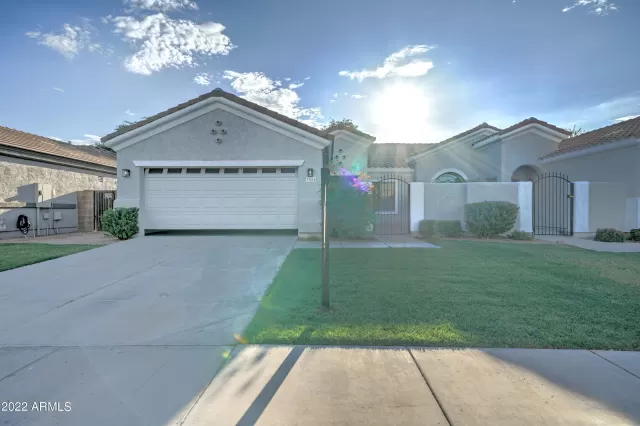 MLS: 6442213 Condo For Sale