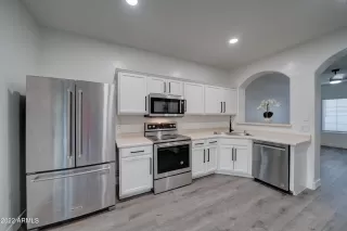 Photo #5: 6442213 Listing