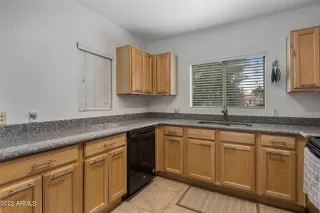 Photo #3: 6443131 Listing