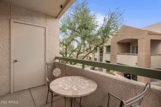 Photo #6: 6443131 Listing