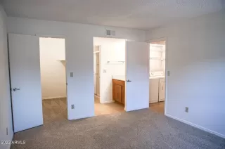 Photo #4: 6443183 Listing