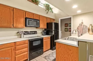 Photo #3: 6443303 Listing