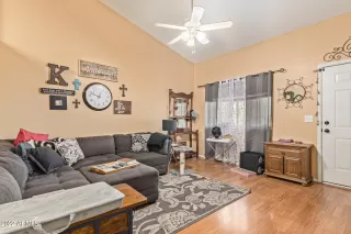 Photo #4: 6443385 Listing