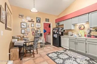 Photo #6: 6443385 Listing