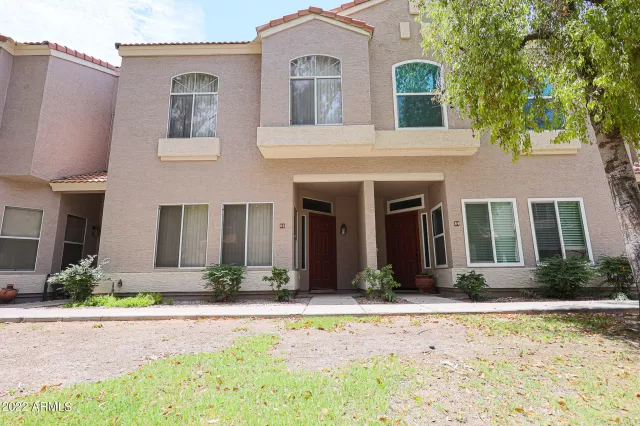 MLS: 6443444 Condo For Sale