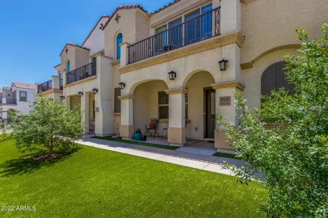 MLS: 6443556 Condo For Sale