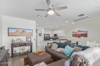 Photo #6: 6443556 Listing