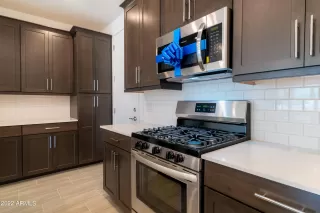 Photo #5: 6443788 Listing 