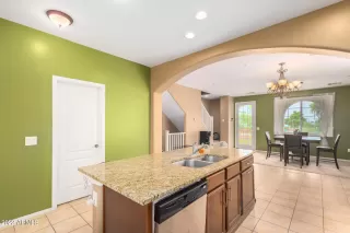 Photo #6: 6443811 Listing 