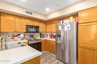 Photo #3: 6444045 Listing 