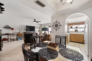 Photo #5: 6444050 Listing 