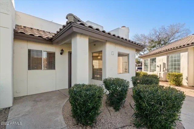 MLS: 6444161 Condo For Sale