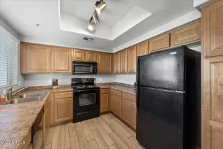 Photo #4: 6444161 Listing