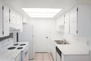 Photo #3: 6444261 Listing