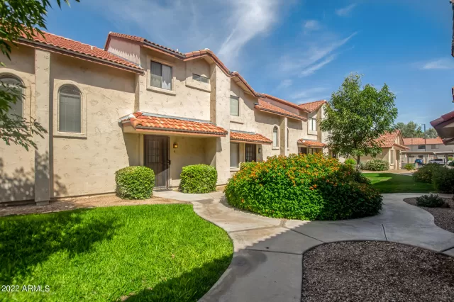 MLS: 6444575 Condo For Sale