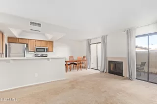 Photo #4: 6444575 Listing