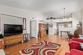 Photo #6: 6444816 Listing 