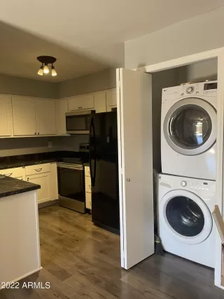 Photo #4: 6444941 Listing