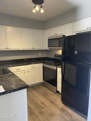 Photo #5: 6444941 Listing