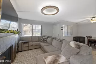 Photo #4: 6445132 Listing