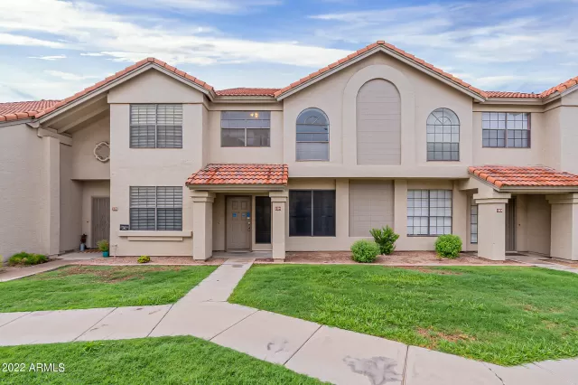 MLS: 6445173 Condo For Sale